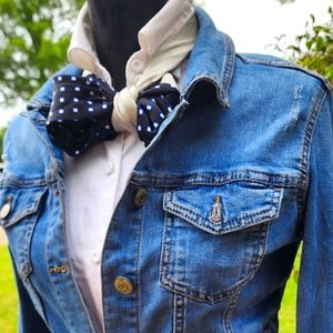 CINDY NECKTIE ESCARPE